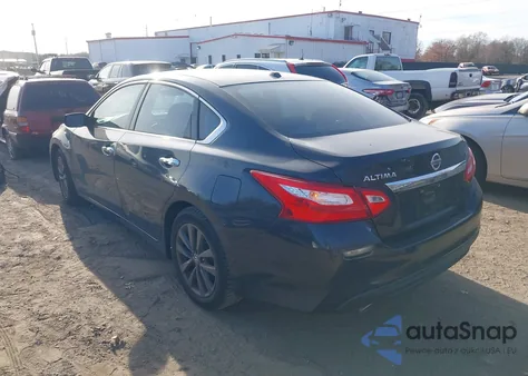 2017 Nissan Altima 2.5 Sv z USA, uszkodzony, nr VIN 1N4AL3AP4HC180074